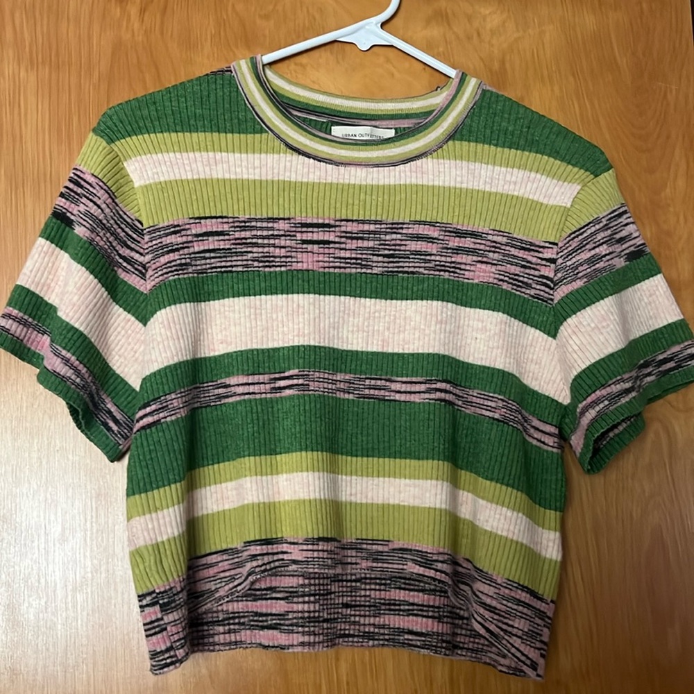 Urban outfitter loose crop top Size M